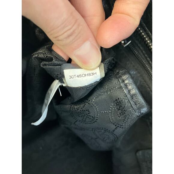 MICHAEL KORS, LARGE DYED CALF HAIR BLACK LEATHER SHOULDER BAG - Picture 15 of 16